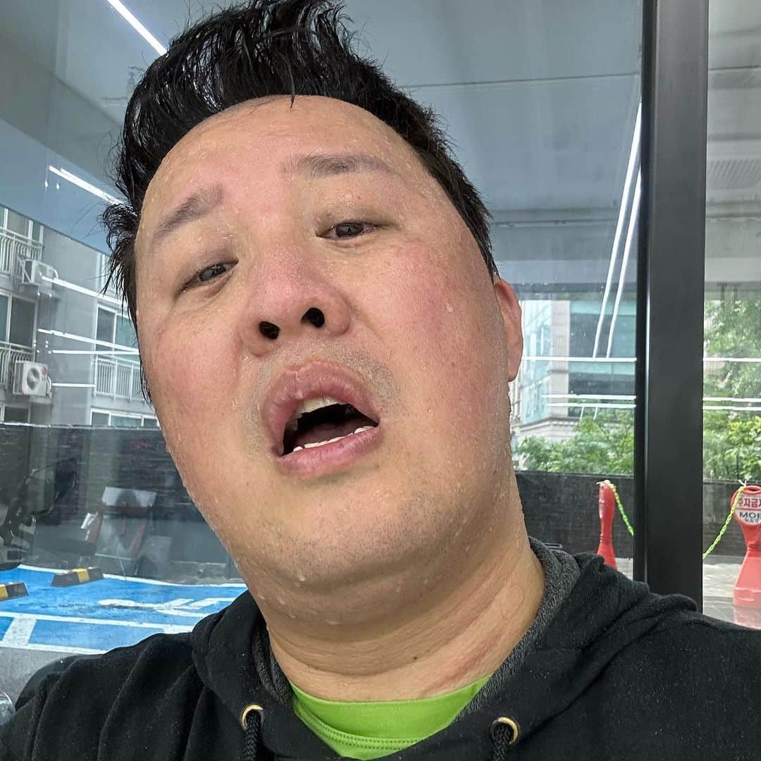 チョン・ジュナさんのインスタグラム写真 - (チョン・ジュナInstagram)「복싱 그 잡채#비오는날에#소주 아니고#복싱#후회하지않아…아직까진 ㅋ」5月29日 18時34分 - junha0465