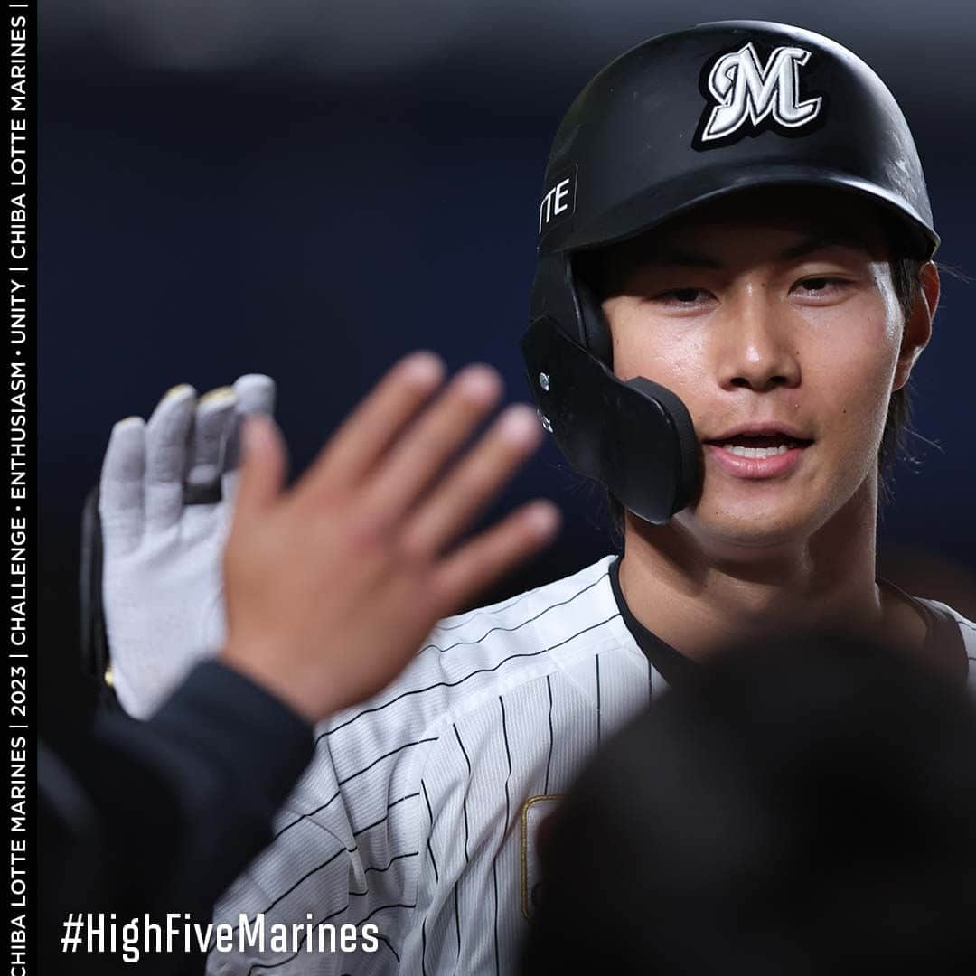 千葉ロッテマリーンズさんのインスタグラム写真 - (千葉ロッテマリーンズInstagram)「#MondayMotivation #HighFiveMarines #chibalotte #安田尚憲 #藤岡裕大 #ペルドモ #友杉篤輝 #東妻勇輔 #益田直也 #西村天裕 #藤原恭大 #茶谷健太 #澤村拓一」5月29日 19時00分 - chibalotte