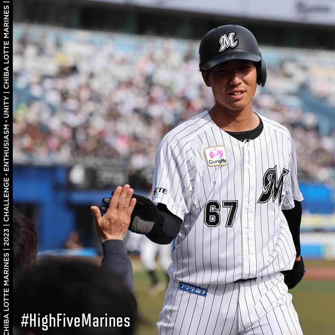 千葉ロッテマリーンズさんのインスタグラム写真 - (千葉ロッテマリーンズInstagram)「#MondayMotivation #HighFiveMarines #chibalotte #安田尚憲 #藤岡裕大 #ペルドモ #友杉篤輝 #東妻勇輔 #益田直也 #西村天裕 #藤原恭大 #茶谷健太 #澤村拓一」5月29日 19時00分 - chibalotte