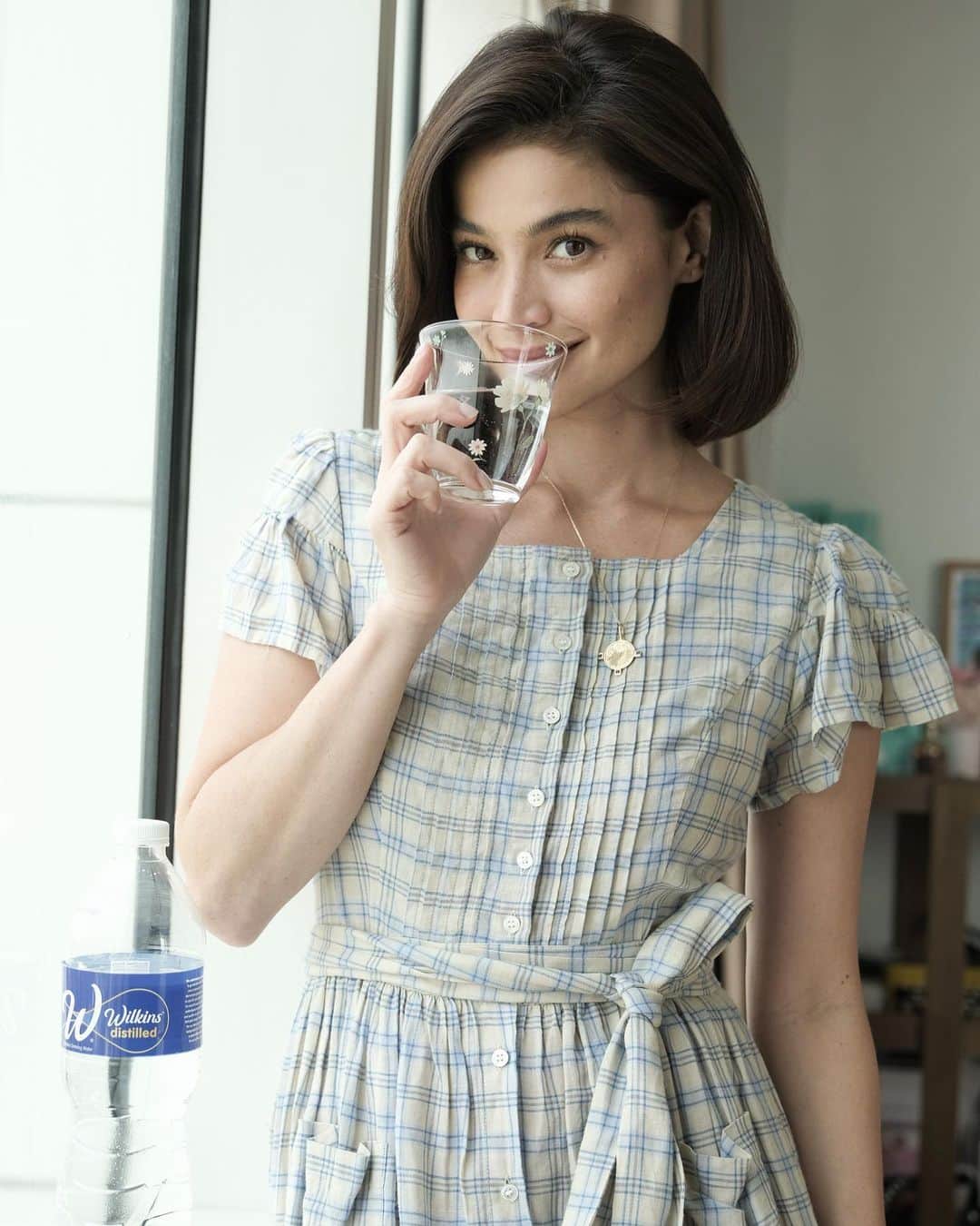 アン・カーティスのインスタグラム：「When it comes to my daughters well-being, I’m a very hands on mum. Kaya naman I make sure that I go to experts that I can trust, just like the doctors from #WilkinsDistilledHealthCircle!   For our first episode, we will talk about sabi-sabi science, or parenting myths and superstitions. We’ll debunk and discuss some of them with a trusted expert, plus chikahan na rin with other moms about their parenting journey.  We have a lot in store for you moms, so remember to tune in to @WilkinsPH’s Facebook page tomorrow, May 30 at 1pm, where you can catch the latest episode of Wilkins Health Circle!  #WilkinsPH #TrustWilkinsDistilled」