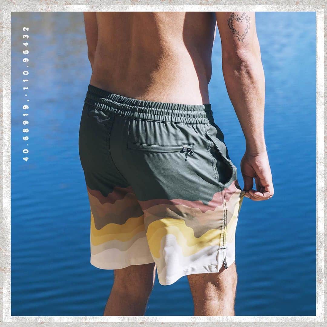 hurleyさんのインスタグラム写真 - (hurleyInstagram)「A true do-it-all short, the Explore H2O-Dri Trek II Shorts are equipped with sweat-wicking fabric and a 17.5" outseam for a modern and stylish fit so you can do your thing whether it be trail hikes or, you know, cliff jumping, in style. Tap to shop.」5月30日 7時14分 - hurley