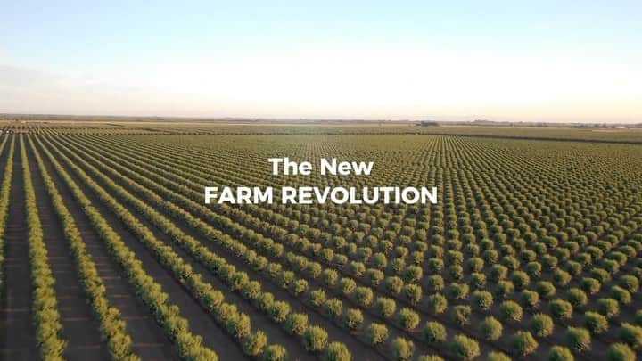 ホタのインスタグラム：「The new farm revolution , smart farming , taking care of the planet , innovation and developing in the farm sector . 🌍 GROINN 🌎  La nueva revolución agrícola , cuidando el planeta , innovación y desarrollo en el sector agrícola . 🌎 GROINN 🌎」