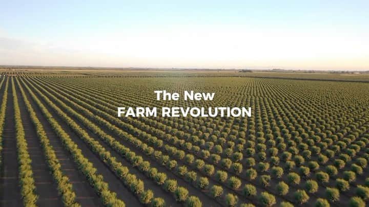 ホタのインスタグラム：「The new farm revolution , smart farming , taking care of the planet , innovation and developing in the farm sector . 🌍 GROINN 🌎  La nueva revolución agrícola , cuidando el planeta , innovación y desarrollo en el sector agrícola . 🌎 GROINN 🌎」