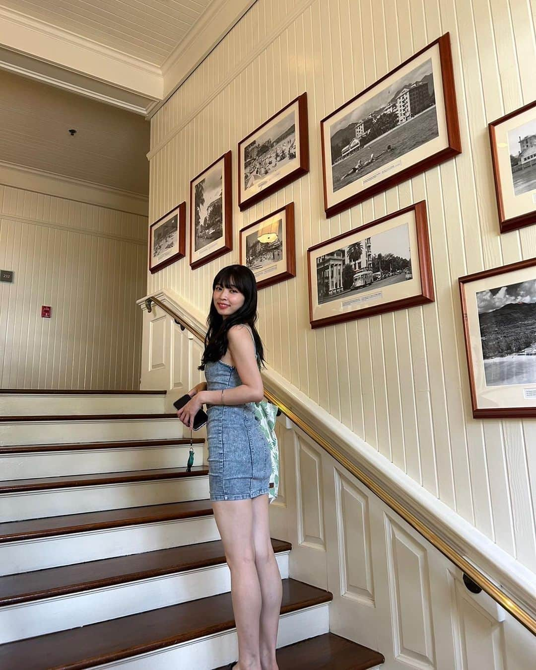 齋藤万莉奈さんのインスタグラム写真 - (齋藤万莉奈Instagram)「2020年振りの海外旅行〜🩵 ずーーーっとこの日を待っていた🥲  ハワイに行ってきたよ𓆉🤍 念願のホヌ！2号機か3号機がいいなあと思ってたら2号機に乗れた☺️ 帰りの機内で母がぬいぐるみを購入🫶🏻笑  ただ外を歩いてるだけでも最高な気分で幸せな1週間だった🌿」5月29日 22時18分 - kupulauawa