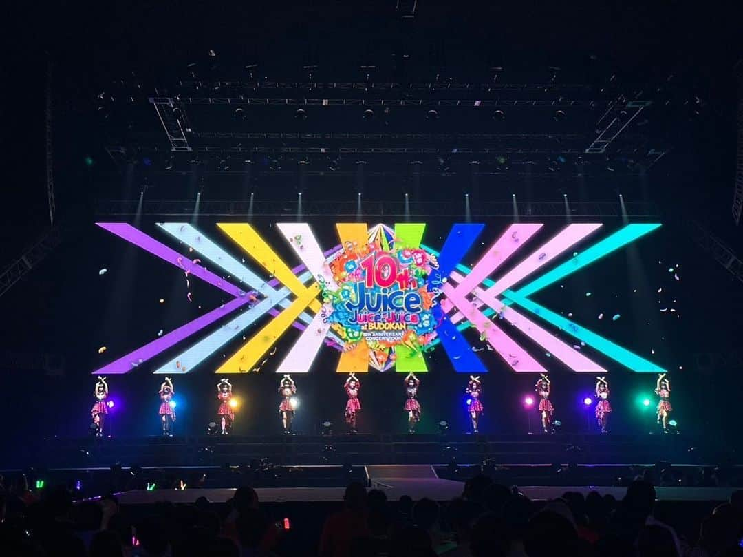 段原瑠々さんのインスタグラム写真 - (段原瑠々Instagram)「🫶  Juice=Juice 10th ANNIVERSARY CONCERT TOUR ～10th Juice at BUDOKAN～  ありがとうございました！！  興奮冷めやらぬ〜〜    #juicejuice #10thJuice #日本武道館 #段原瑠々」5月29日 22時29分 - ruru_dambara.official