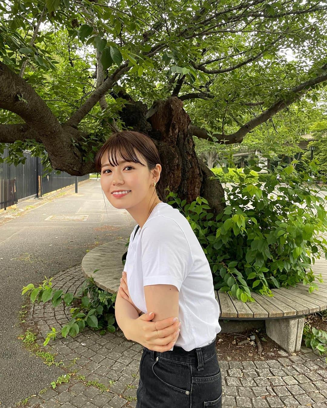 井口綾子さんのインスタグラム写真 - (井口綾子Instagram)「Tシャツとデニムで出かけられる日増えて嬉しい〜🌈 これからはしばらく雨みたいだねえ☔️」5月29日 22時34分 - ayako_inokuchi