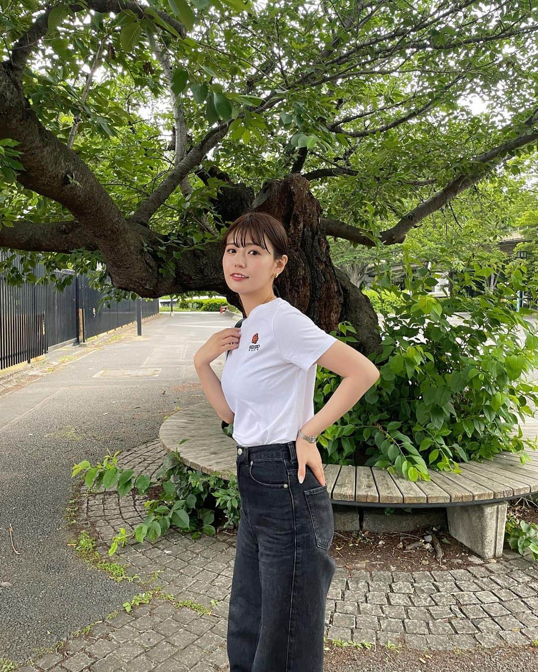 井口綾子さんのインスタグラム写真 - (井口綾子Instagram)「Tシャツとデニムで出かけられる日増えて嬉しい〜🌈 これからはしばらく雨みたいだねえ☔️」5月29日 22時34分 - ayako_inokuchi