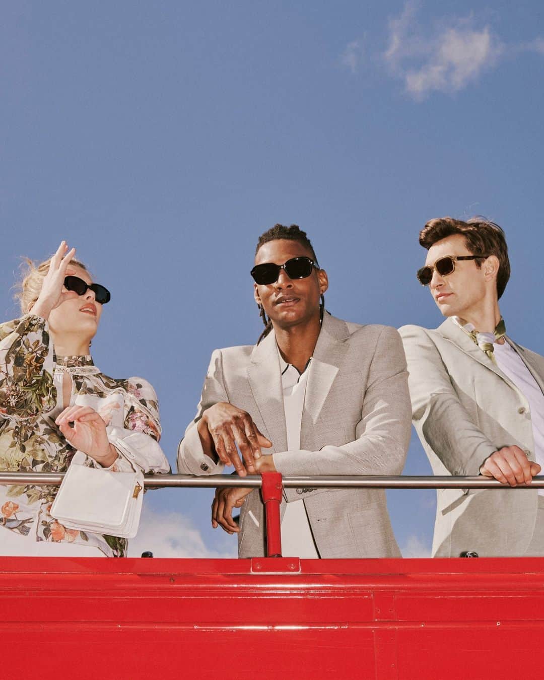 Ted Bakerのインスタグラム：「Sophistication is due its moment in the spotlight. #TedBaker #MakeItAMoment」