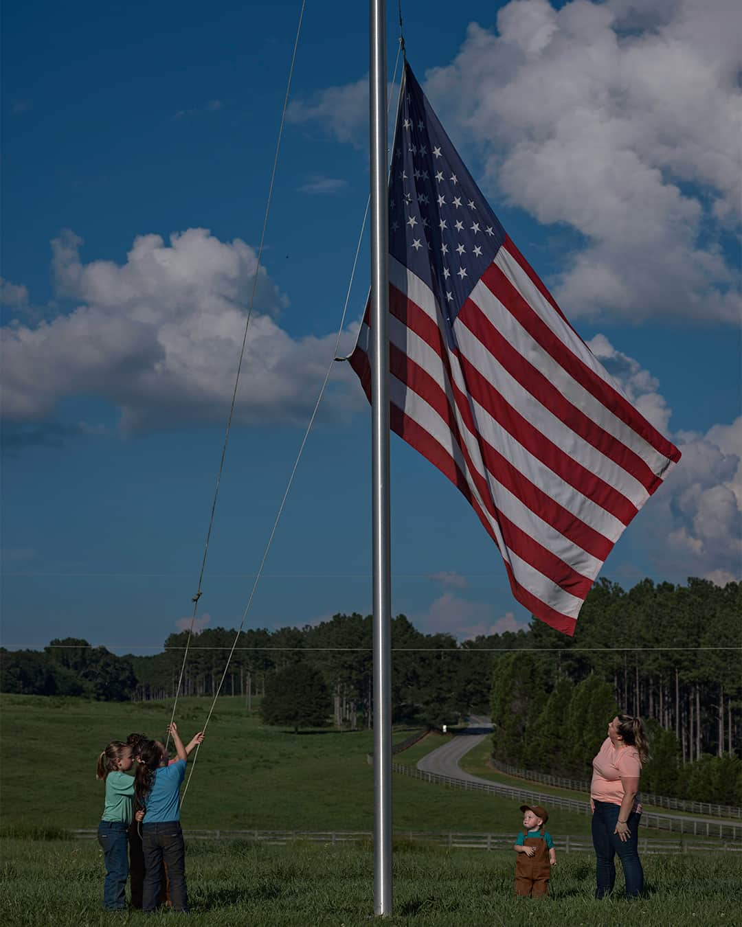 カーハートさんのインスタグラム写真 - (カーハートInstagram)「Today, we honor those who have paid the ultimate sacrifice in the name of freedom.   #Carhartt #MemorialDay」5月30日 0時06分 - carhartt