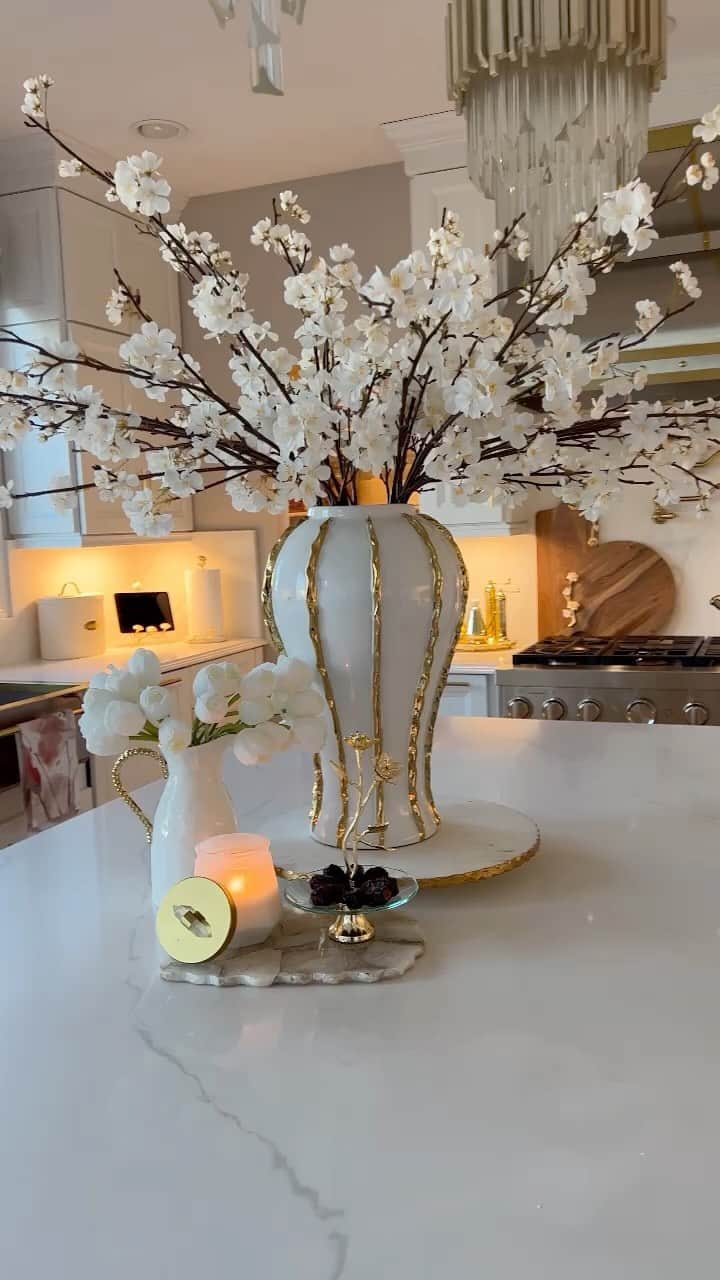 のインスタグラム：「Don’t miss out!! Today is the LAST day to shop our 35% Off Sitewide Memorial Day Sale! Head on over to inspiremehomedecor.com to shop now! Sale ends Tonight, Monday May 29th at Midnight.  Link in bio inspiremehomedecor.com」