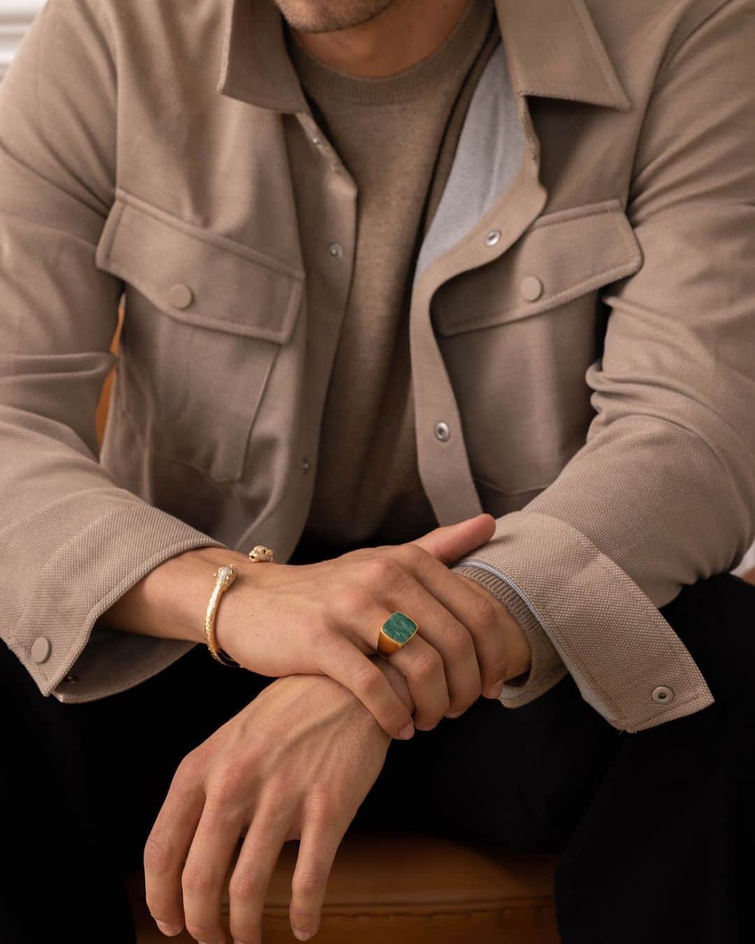 ナイアラヤのインスタグラム：「Last chance! Don't miss out on the last day of our Memorial Day sale. Grab yours before they're gone! 20% off sitewide. Use code MD20 at checkout. Featuring our popular pieces, the CZ Panther Bracelet perfectly paired with our Jade Signet Ring.」