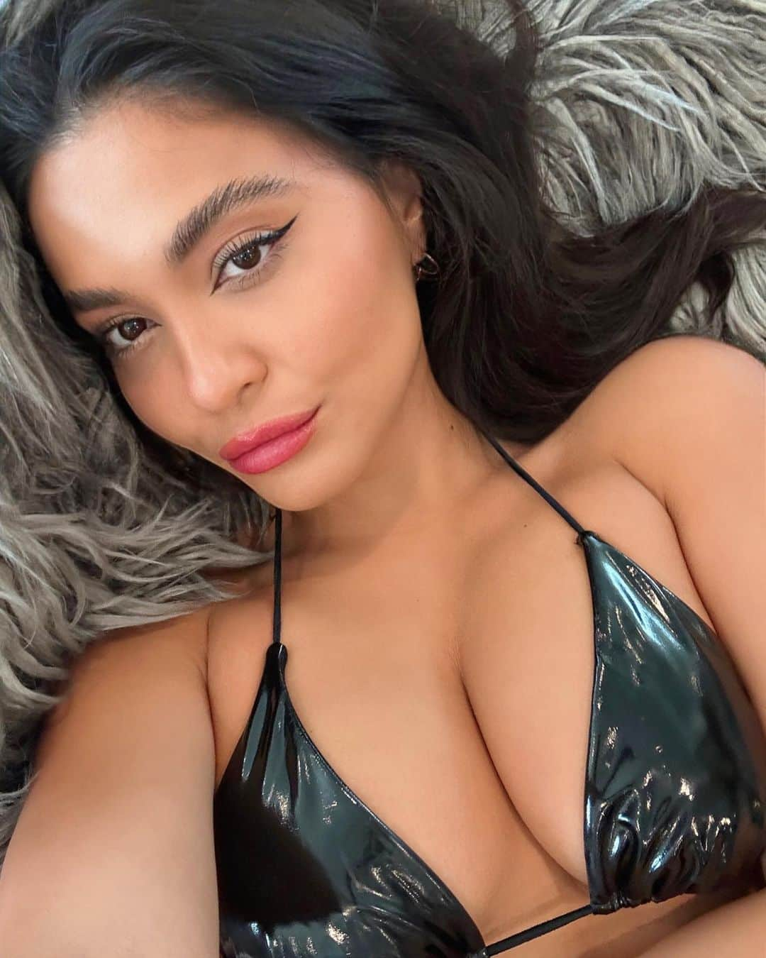 ステラ・ハジェンズさんのインスタグラム写真 - (ステラ・ハジェンズInstagram)「🫶🏼」5月30日 2時57分 - stellahudgens