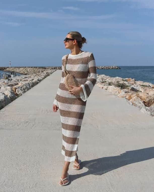 River Islandさんのインスタグラム写真 - (River IslandInstagram)「That effortless beach look, mastered 🫡  @itsstephanieemma  #ImWearingRI #Linkinbio to shop  Holiday style Beach outfit Holiday outfit Neutral style  Raffia sandals - 755946」5月30日 4時00分 - riverisland