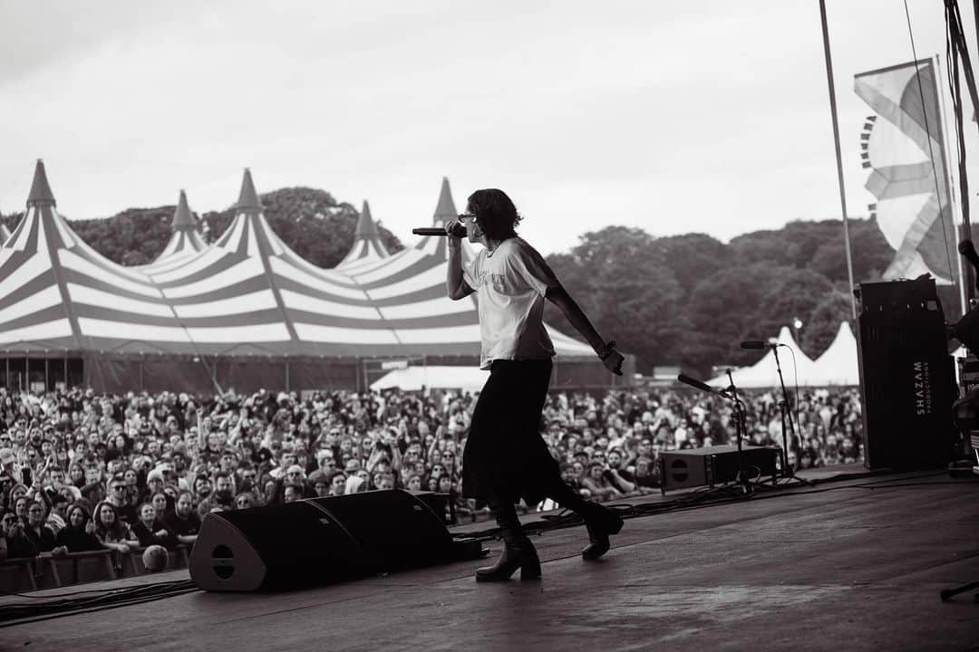 PVRISさんのインスタグラム写真 - (PVRISInstagram)「Slam Dunk baby! This week is packed with in-store performances and signings at your local record stores across the UK. Who’s coming?  30 May: HMV Sheffield 30 May: HMV Manchester 31 May: HMV Nottingham 31 May: HMV Birmingham 1 June: Banquet Records, Kingston 2 June: Resident Music, Brighton 3 June: Rough Trade, London」5月30日 4時10分 - thisispvris