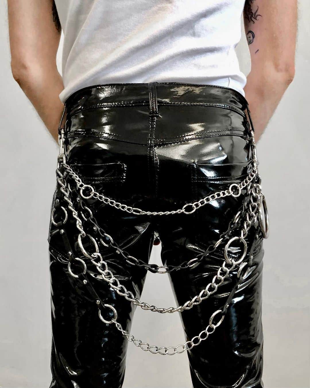 ZANA BAYNEのインスタグラム：「Big Drip energy ⛓️」