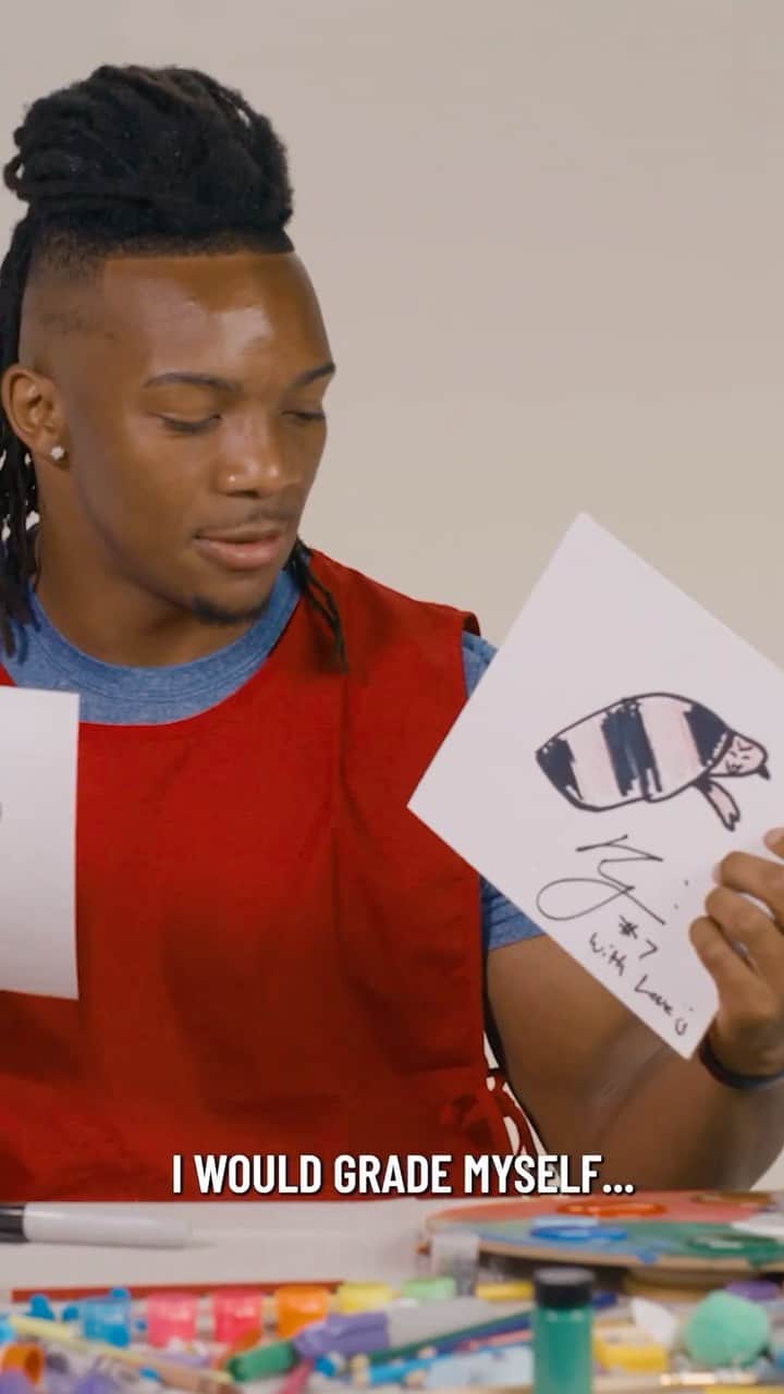 NFLのインスタグラム：「Bijan Robinson the RB > Bijan Robinson the artist 🤣🤌」