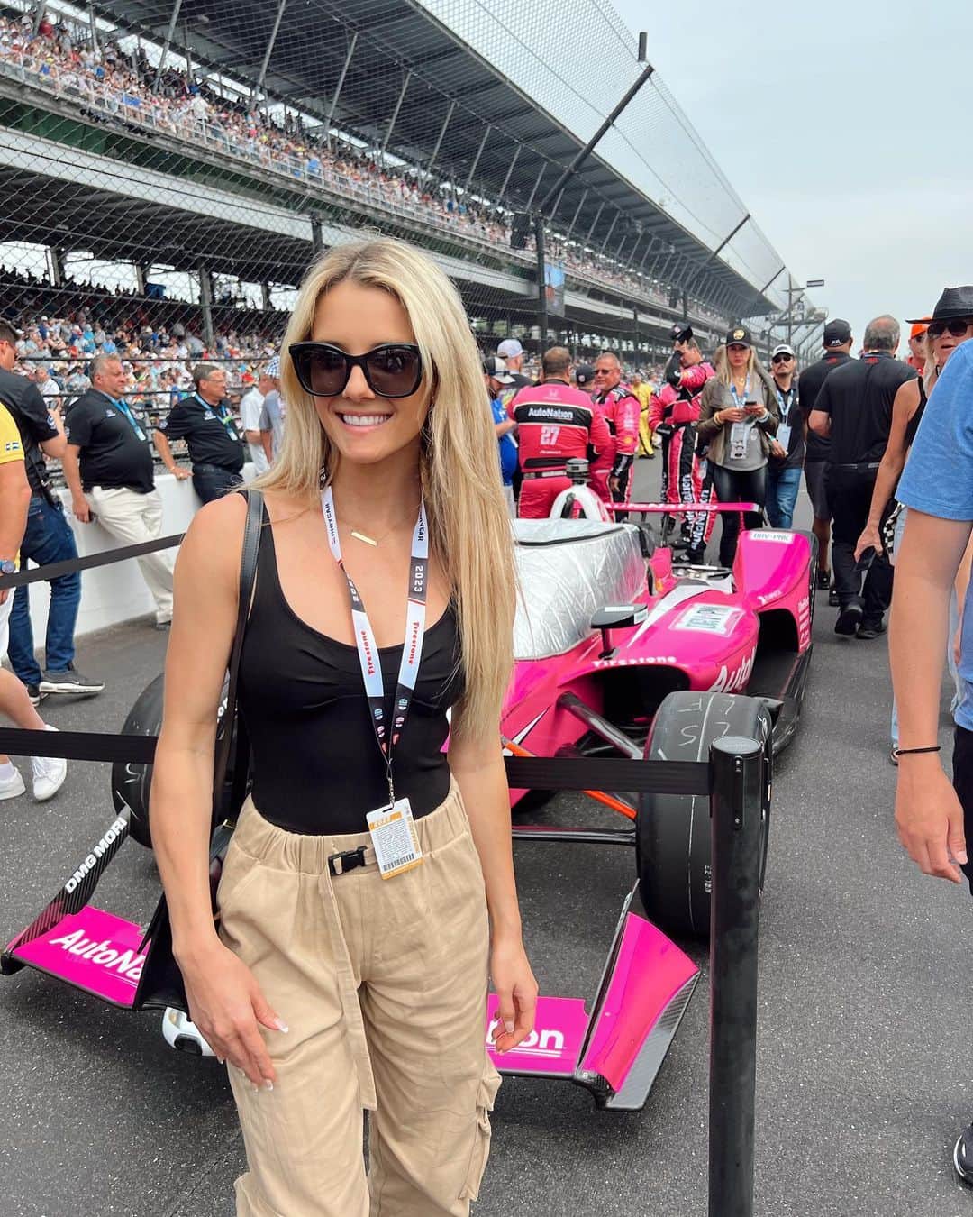 Lindsay Brewerさんのインスタグラム写真 - (Lindsay BrewerInstagram)「What a weekend! Had a great time racing at @raceirp and attending the Indy500. This race was very tough for me but I learned a lot about oval racing and look forward to doing more in the future! Huge thanks to @c4energy @exclusiveautosport @surge.trader for the support😊」5月30日 5時08分 - lindsaymariebrewer