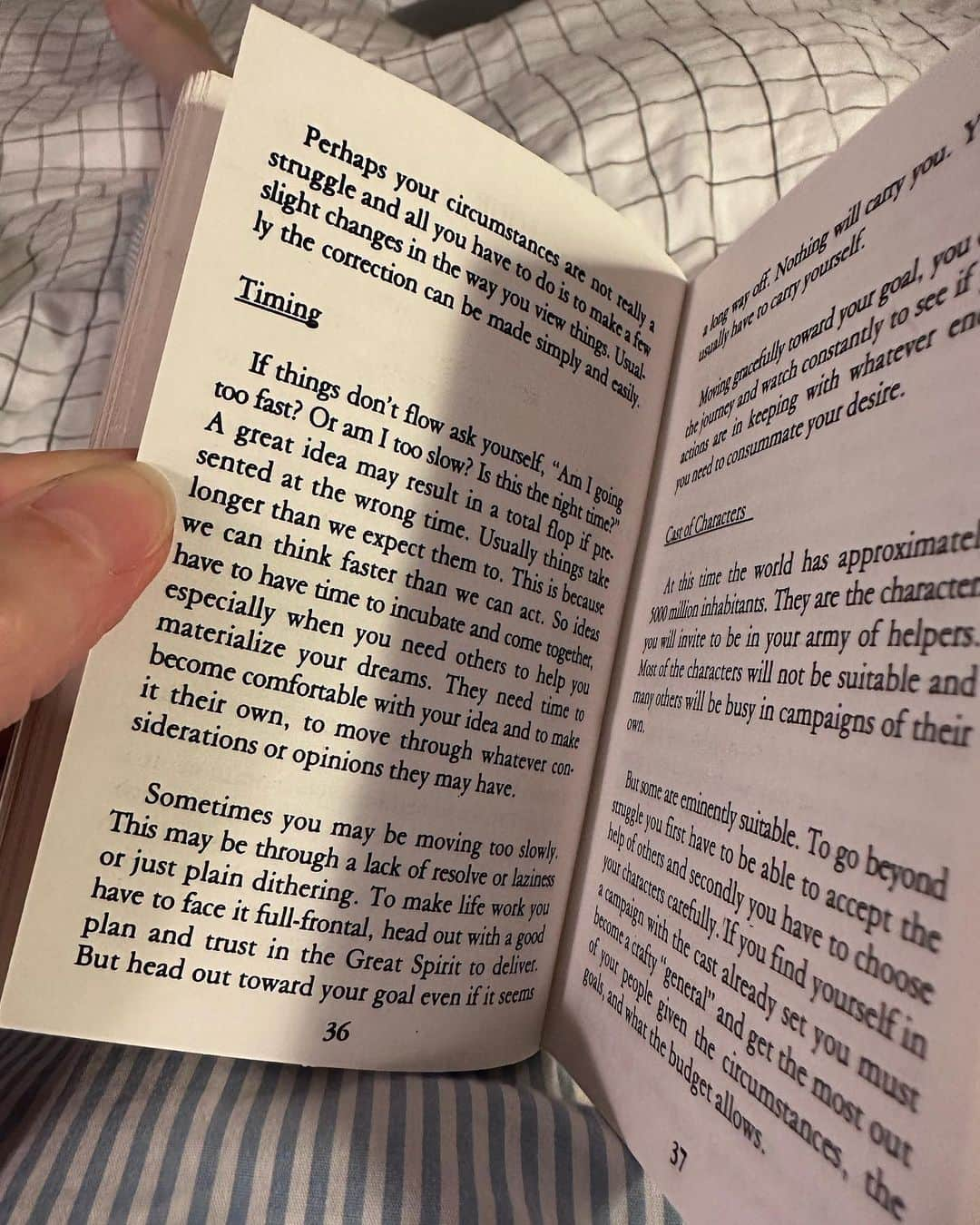 アメリーピシャールさんのインスタグラム写真 - (アメリーピシャールInstagram)「Let’s share with you my Bible who can inspire some of u 🤓」5月30日 5時22分 - ameliepichard