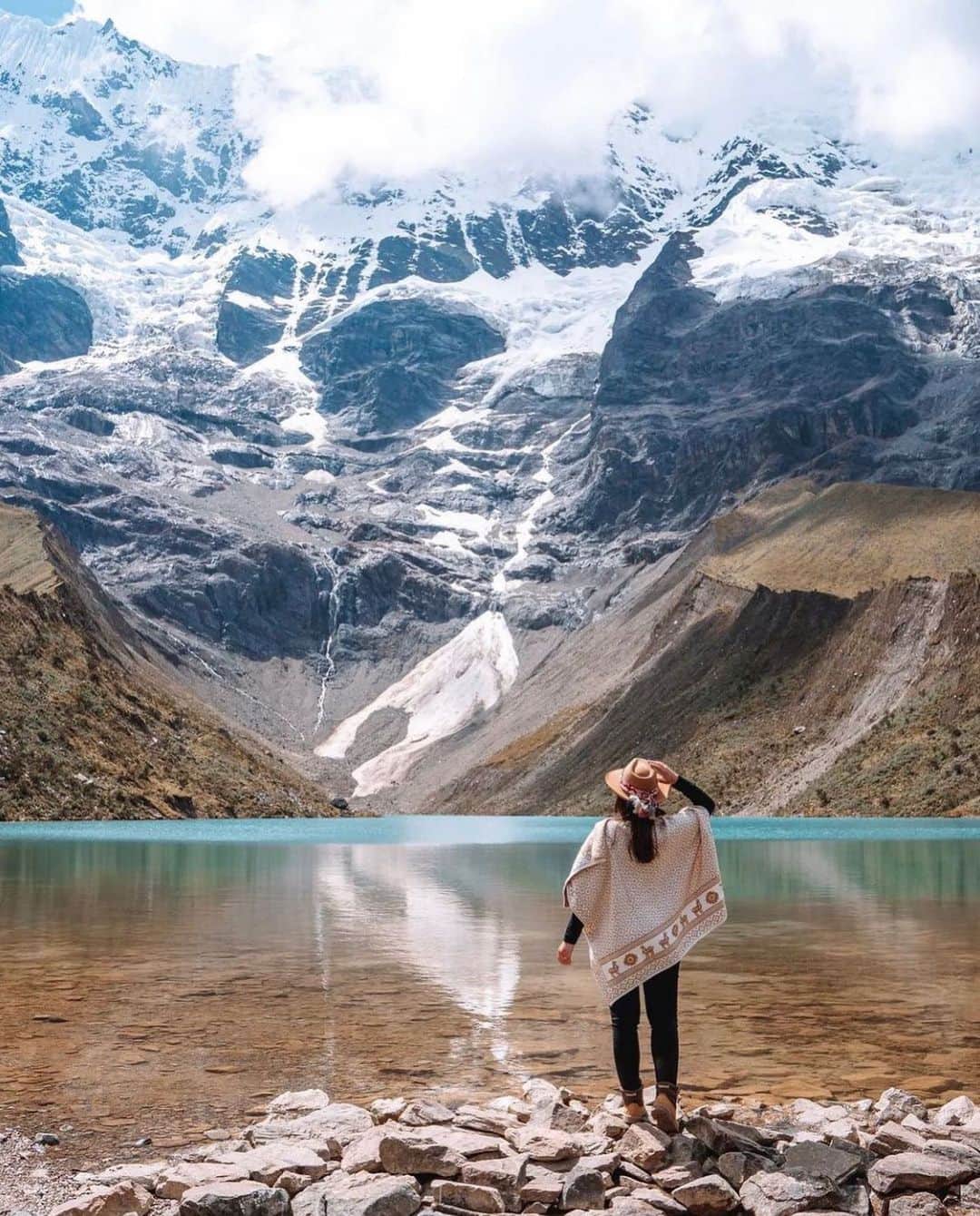 Instagramersさんのインスタグラム写真 - (InstagramersInstagram)「Enjoying the mountains with @virginiamoreira.santos and @igersperu 📸😍🙌🏻🏔️ #igersperu #igers」5月30日 5時15分 - igers