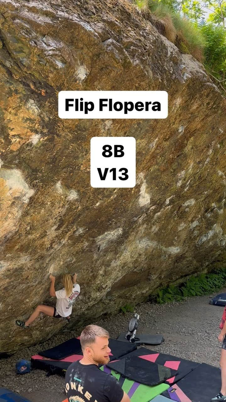 シャウナ・コックジーのインスタグラム：「Got a bit carried away on the 7s tour and did this 8b. I sure do love pulling on crimps on steep rock. Also, I am soooo happy to be able to drop off the top of this with no knee pain!   Big thanks to @nedfee for convincing me this wasn’t too hard for me to try 💓  Feels like I’ve really started to get going with this rock climbing thing. We’ve had an epic few weeks charging around the north of the UK. Can not wait to share it with you all on YouTube.」