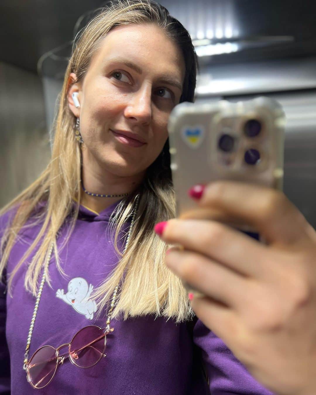ポリーナ・ラヒモワのインスタグラム：「Yesterday was a day with several events in my different countries, with which my life intersects.  1) 🇺🇦The birthday of the capital of Ukraine, Kyiv!  2) 🇦🇿Independence Day of Azerbaijan!  3) 🇹🇷And in Turkey - elections, very important and difficult. Unfortunately, not with the results expected by conscientious citizens.  We celebrated with a tastier Iranian dish with saffron from a chef @amin.g.h.n friend who first tasted Drunken Cherry from Lviv, black caviar from Baku for my wonderful company @anna_svystunn @the_margaux ❤️Love you all and our warm meetings with a lot of fun」
