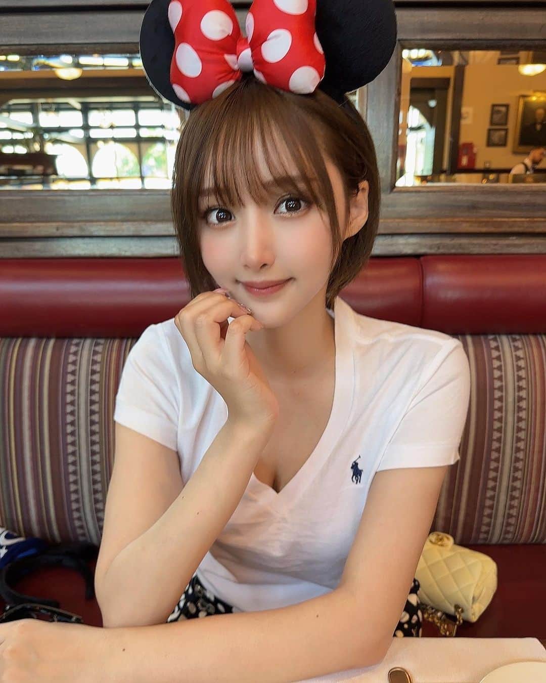 KIHOさんのインスタグラム写真 - (KIHOInstagram)「Disneyland Paris でVIPツアーしたよ🐭🩷. ピンクでとっても可愛かったー♡」5月30日 16時18分 - i_am__k
