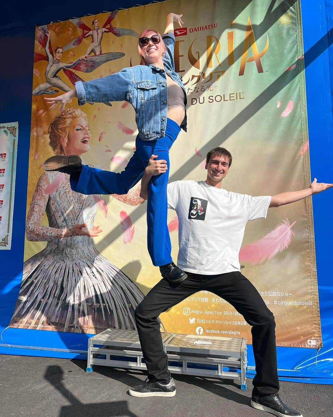 ティファニー・ザホースキのインスタグラム：「First time at @cirquedusoleil and in Japan! Just wow, what an experience 😍✨   #cirquedusoleil #allegria」