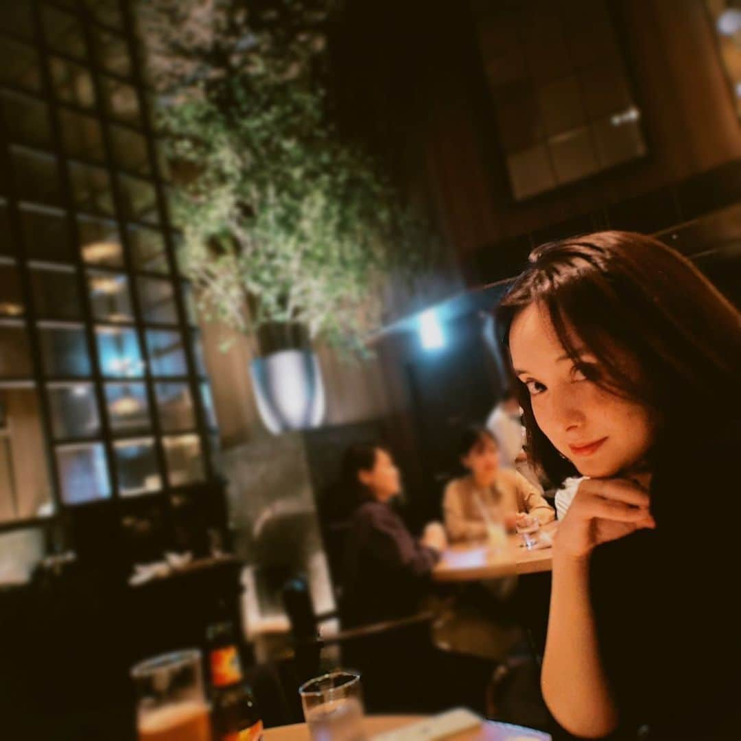 石田ニコルさんのインスタグラム写真 - (石田ニコルInstagram)「33歳になりました。  たくさんのメッセージ ありがとうございました！  これからもよろしくお願いします☺️  美味しいお肉と大好きなクラブケーキたべた🤗  #Lv33」5月30日 9時54分 - nicole_ishida