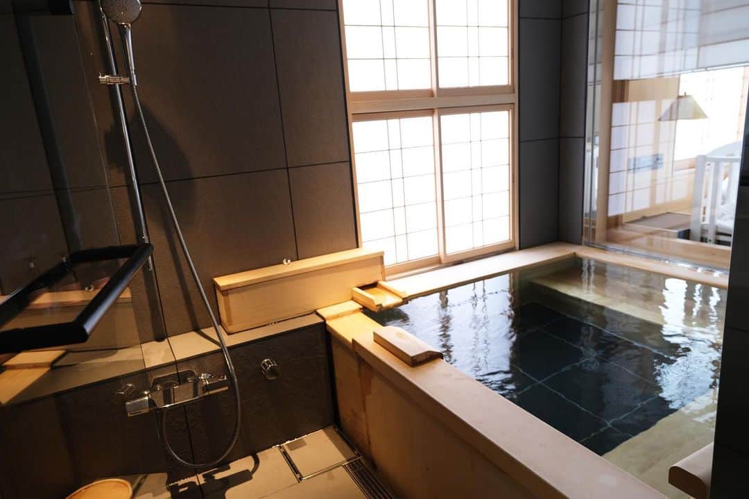 奥田順子さんのインスタグラム写真 - (奥田順子Instagram)「京都ふふ♨️  先週体調崩して🏥週末ゆっくり過ごしに。  部屋風呂があってなかなか良かったです  #ふふ京都#kyoto#京都温泉#子連れ京都」5月30日 10時19分 - okuda_junko