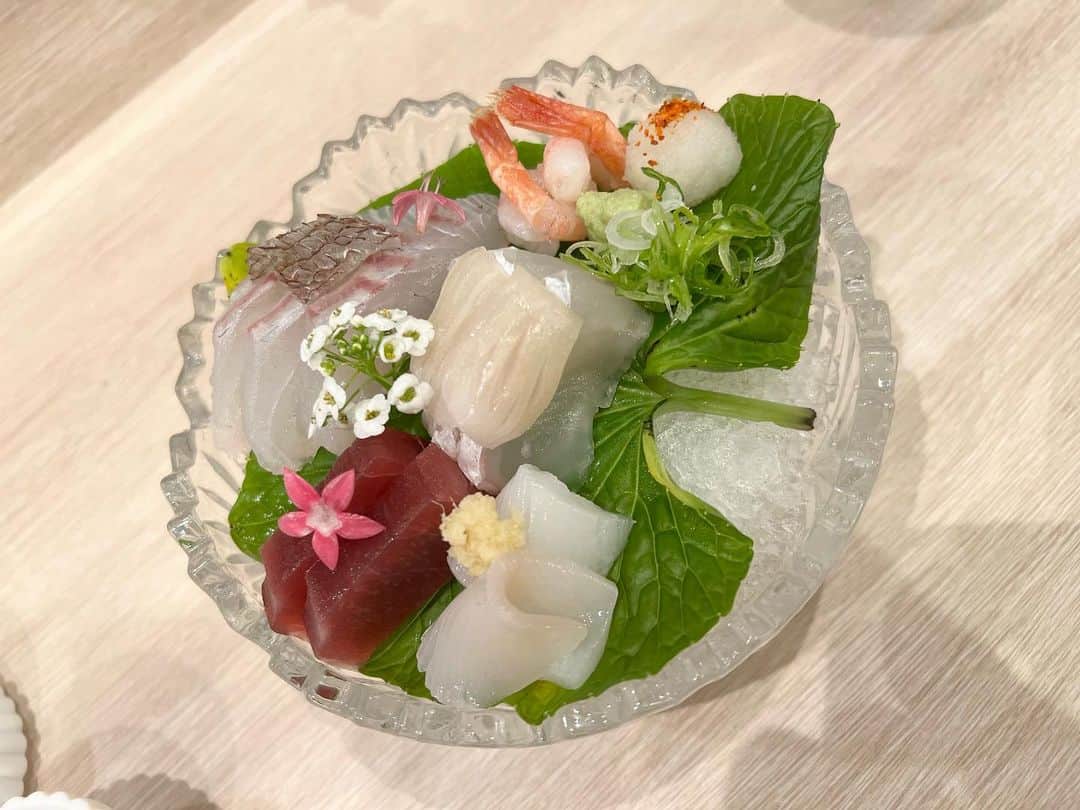 のあぽよのインスタグラム：「めっちゃ不思議な所で美味しいところ見つけた🐟🫶🏻  .  #和食#和食ディナー#dinner#食べスタグラム#食べ歩き」