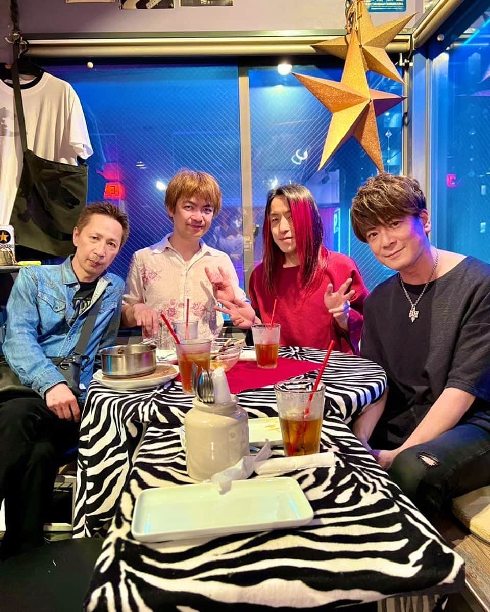 ISAOのインスタグラム：「after a show」