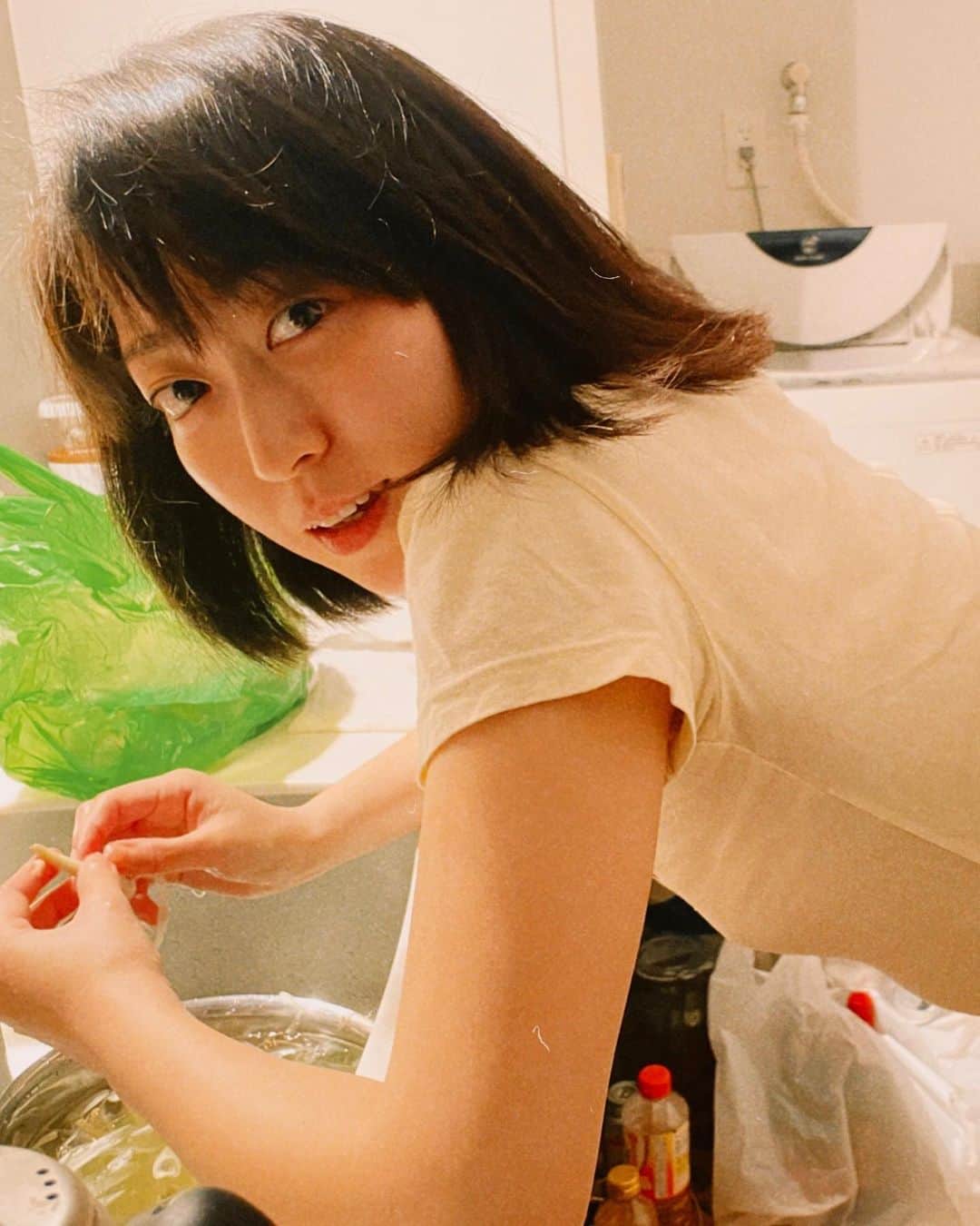 中里亜美さんのインスタグラム写真 - (中里亜美Instagram)「一生懸命にらっきょうの皮むく私可愛いので載せておきますね！  #らっきょう」5月30日 10時54分 - __ami__go__