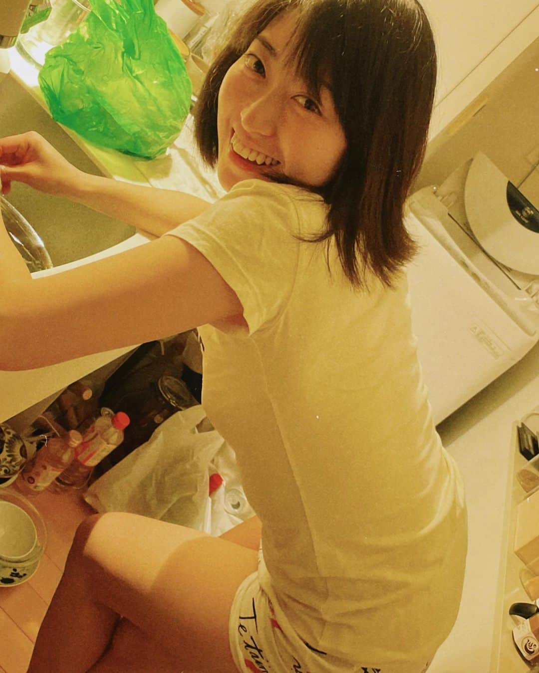 中里亜美さんのインスタグラム写真 - (中里亜美Instagram)「一生懸命にらっきょうの皮むく私可愛いので載せておきますね！  #らっきょう」5月30日 10時54分 - __ami__go__