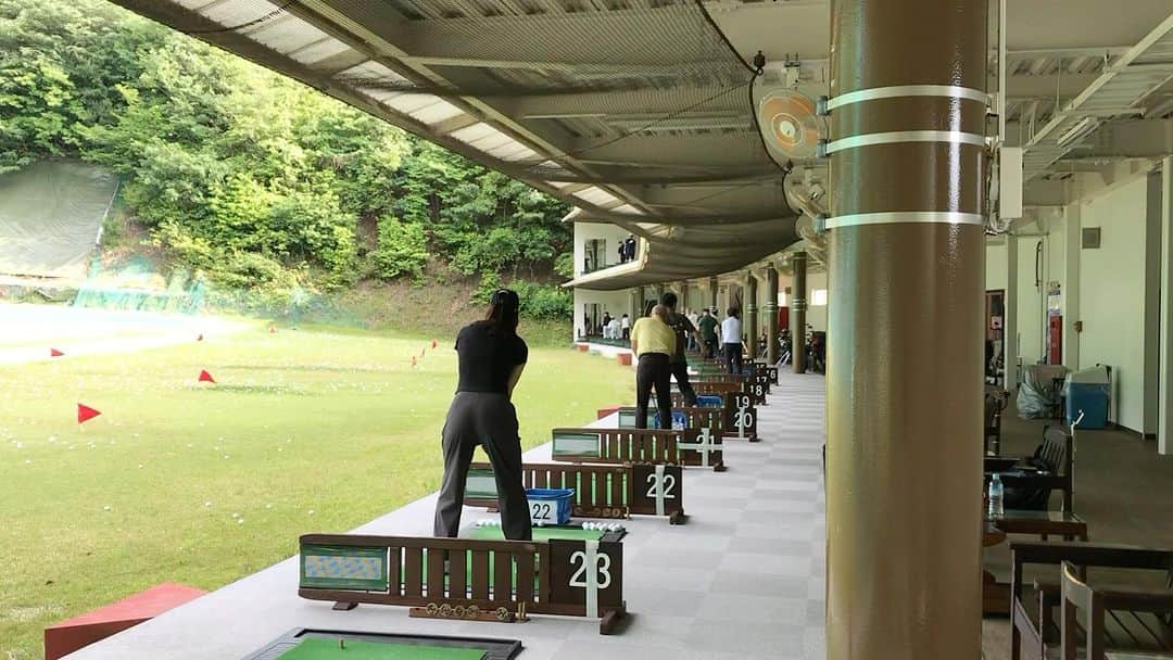 のインスタグラム：「． ． いつもとは違うアングルで撮ってもらった🏌️‍♂️」
