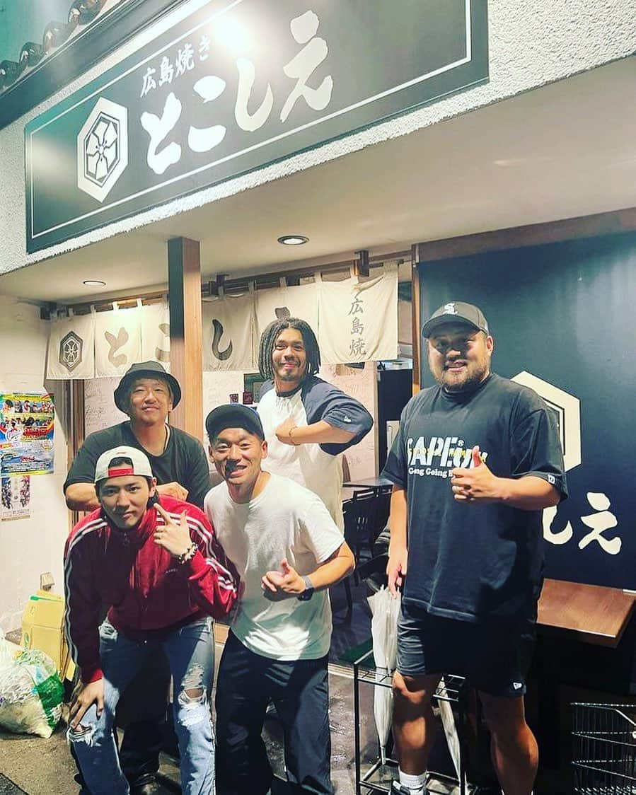 木村昌丈さんのインスタグラム写真 - (木村昌丈Instagram)「変わらず最高なお店でした🤙 @tokoshie_sangenjaya @hidelux @masanori.yanagawa ご馳走でした🙇‍♂️  #とこしえ#三軒茶屋#広島焼き#handball#ハンドボール#最高」5月30日 11時48分 - masatake.k