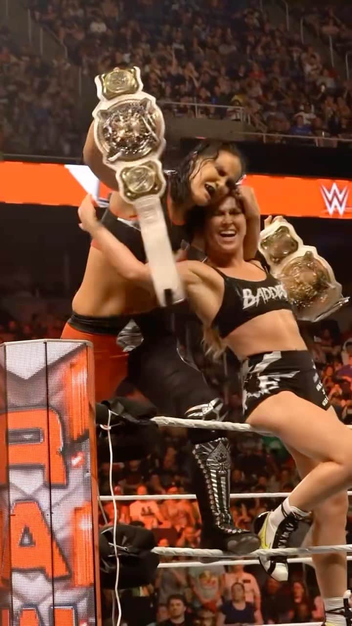 ロンダ・ラウジーのインスタグラム：「Finally #TagTeamChampions」
