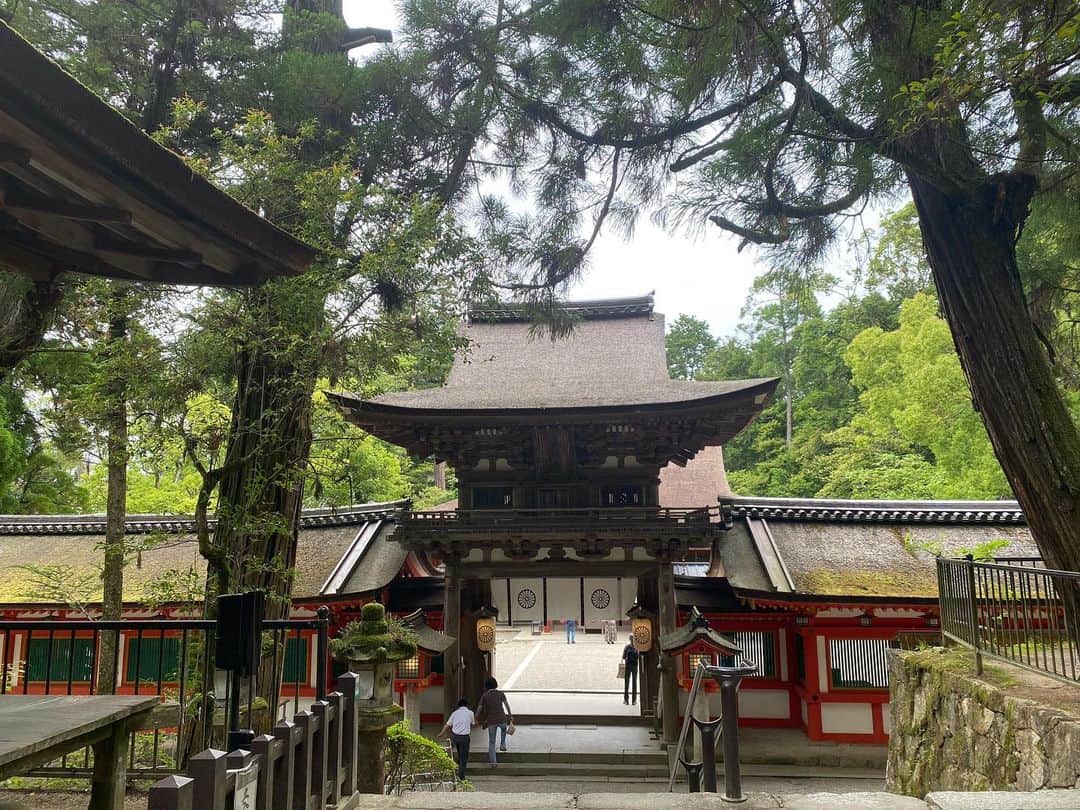 青山有紀さんのインスタグラム写真 - (青山有紀Instagram)「だいすきな奈良へ まずは石上神宮にご挨拶🙏✨」5月30日 12時38分 - yukiaoya