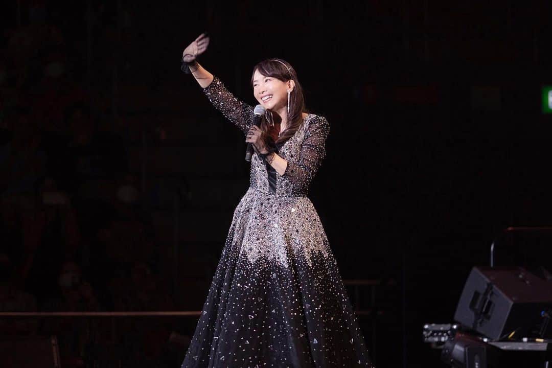 アグネス・チャンのインスタグラム：「8月5日、福井県フェニックス・プラザにて、日野美歌さんと初のジョイントで、平和祈念コンサートを開催します。   お近くの方は是非‼️ 　   受付URL： cnplayguide.com/aandh/ #日野美歌 #アグネスチャン #福井県フェニックスプラザ #平和祈念コンサート    とっても楽しみにしています。」