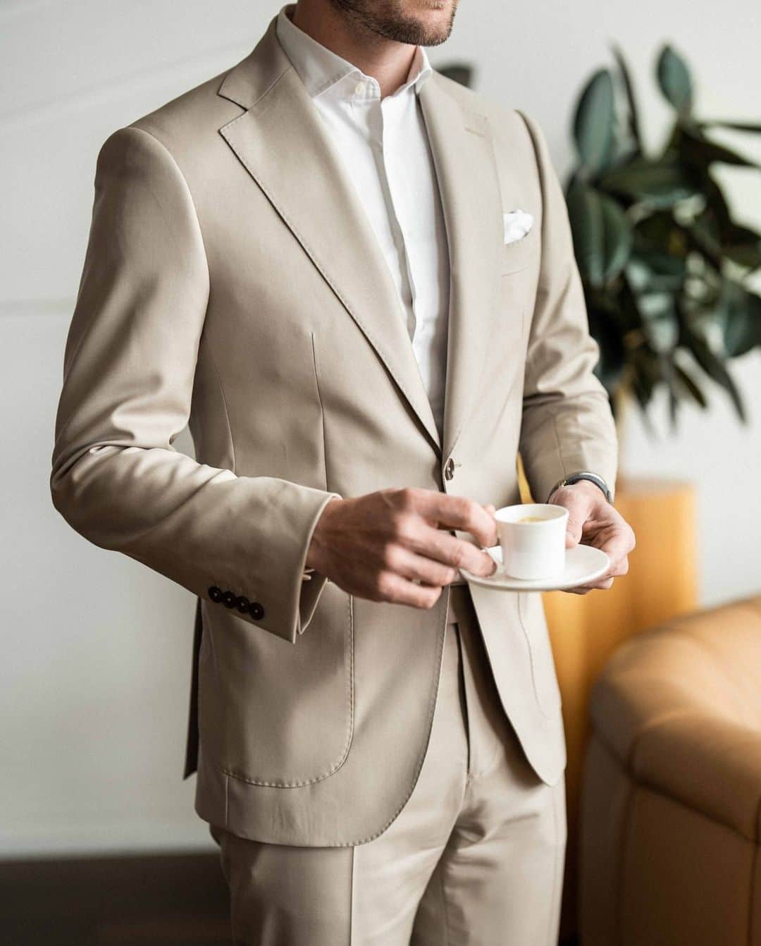 のインスタグラム：「Start your day in style with our MILLENNIAL® collection, the perfect blend of sophistication and comfort.  Bunch : MILLENNIAL® Ref : 838504  #dormeuil #luxurytailoring #tailormade #luxuryfabrics #bespoketailoring #luxurynaturalfibers #ethicalcloth #sustainablefashion #sustainableluxury #1842paris」