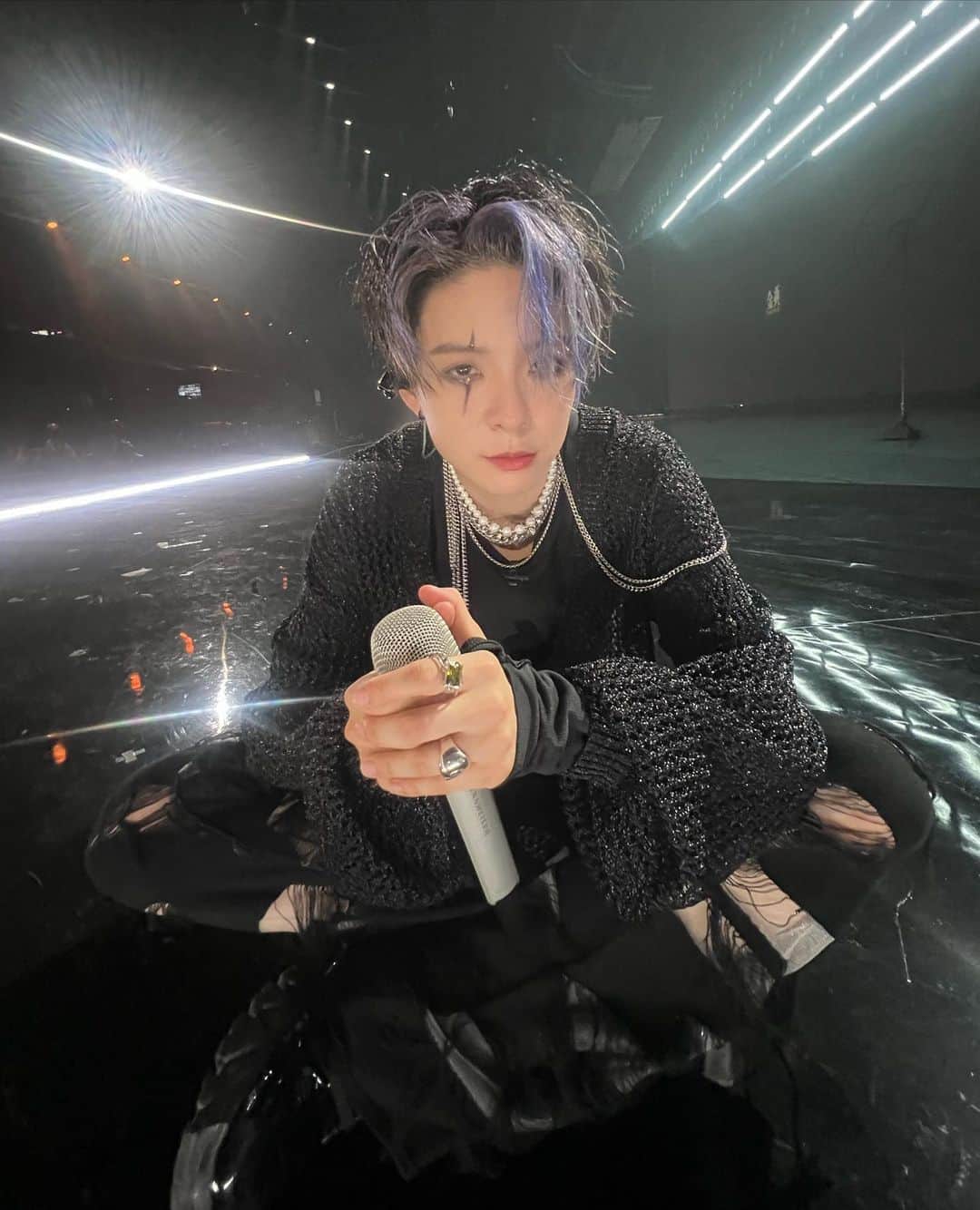 アンバー のインスタグラム：「chengfeng 2023 photodump 2/? “pure chaos” 🤓」