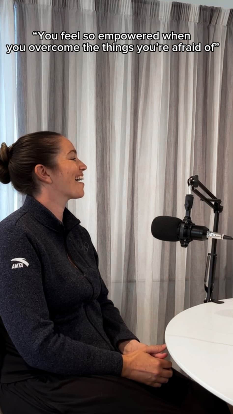 サラ・ウォーカーのインスタグラム：「Who knew Olympic champions had fears like us too 😝 @swbmx talks to us about how she used her fears to her advantage and how the feeling of overcoming them kept her in the game! 👊🏽  Ep3 out now 💥 link in bio, L&S x  @misslexiebrown @sezbrown2」