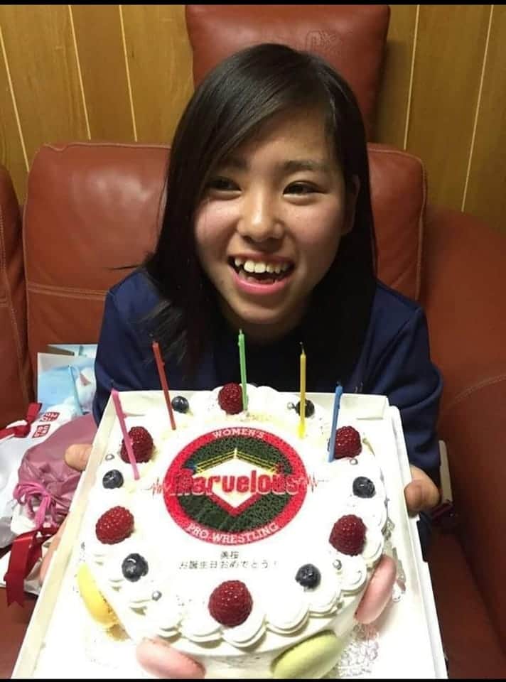 渡辺智子のインスタグラム：「「小さな巨人」桃野美桜。 お誕生日おめでとう！   #桃野美桜」