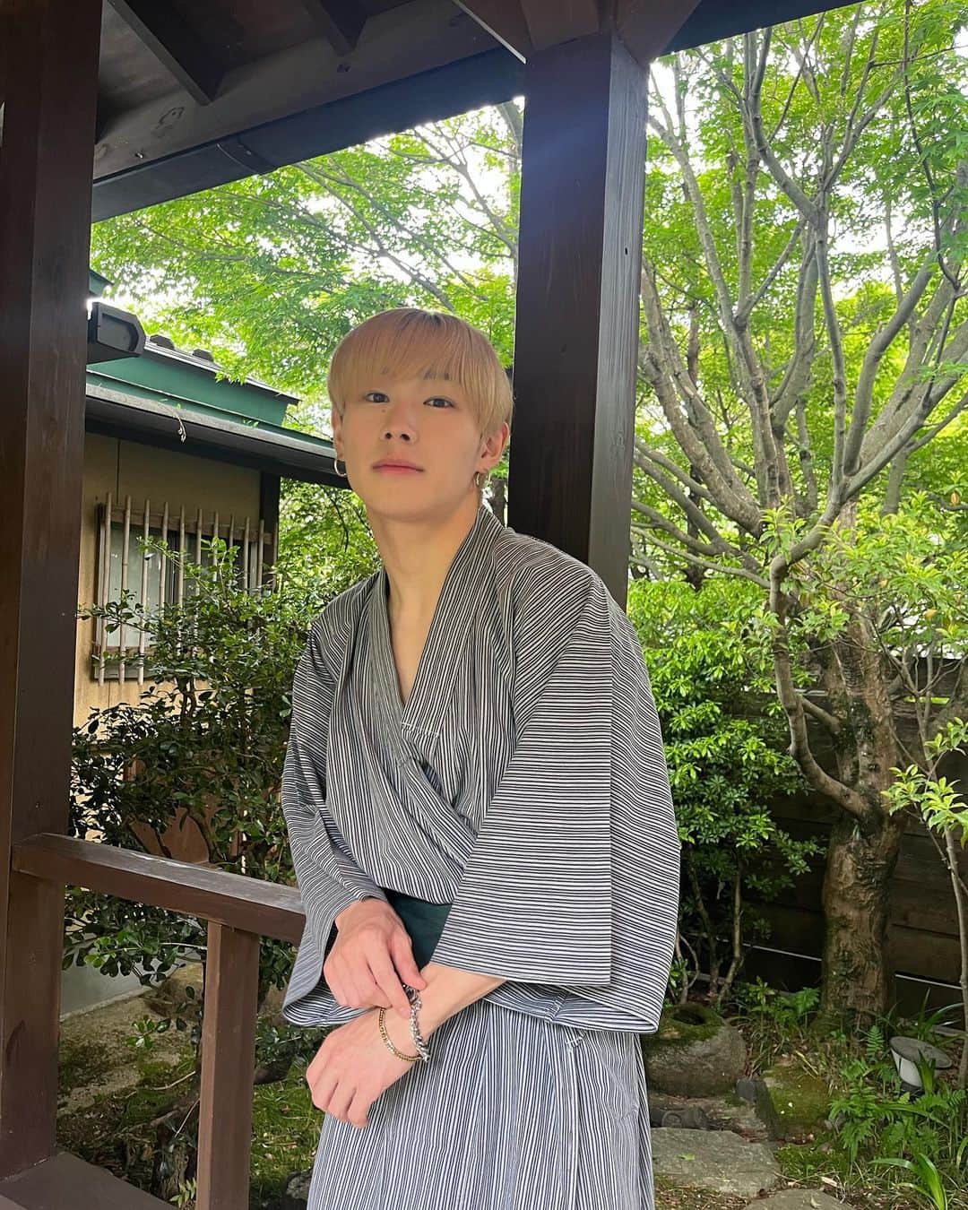 石原知哉のインスタグラム：「撮影行ってきました📸 ご飯最高！写真はまた後日📸」