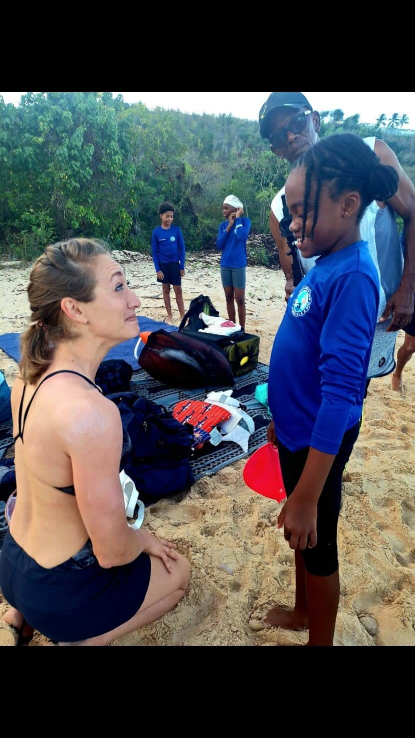 ブリージャ・ラーソンのインスタグラム：「ANGUILLA😍😍😍  Wow! What a trip! This is just a snap shot of my time with the @allnationsunitedswimclub and other invited teams I was able to work with while I was there. Being able to teach a swim clinic in the ocean was a new experience for me, and I’m all for it! They would love to have more pro athletes come by to work with their athletes, so please reach out to me if you are interested! The young athletes have the sweetest souls and are hungry to learn and work hard! It really was such great way to connect with the wonderful people of Anguilla, teaching and reiterating the importance of water safety and the opportunities that swimming can bring into our lives from toddlers to mature retirees, swimming is for everyone! A lifelong thriving activity that speaks its own universal language🌎❤️  Do you know how to swim? How about your friends and family? If not, it’s time to learn😆  #anguilla #swimclinics #oceanswimming #connectthroughswimming #giveback」