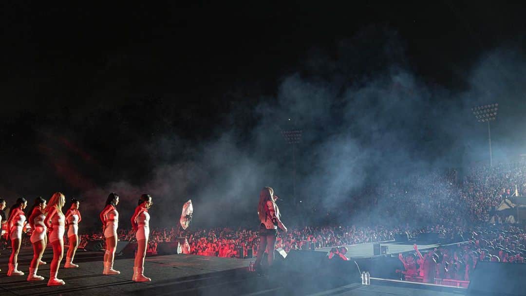 CL さんのインスタグラム写真 - (CL Instagram)「Red Hot Cherry Night ! 우리 또 놀자 🍒」5月30日 14時48分 - chaelincl