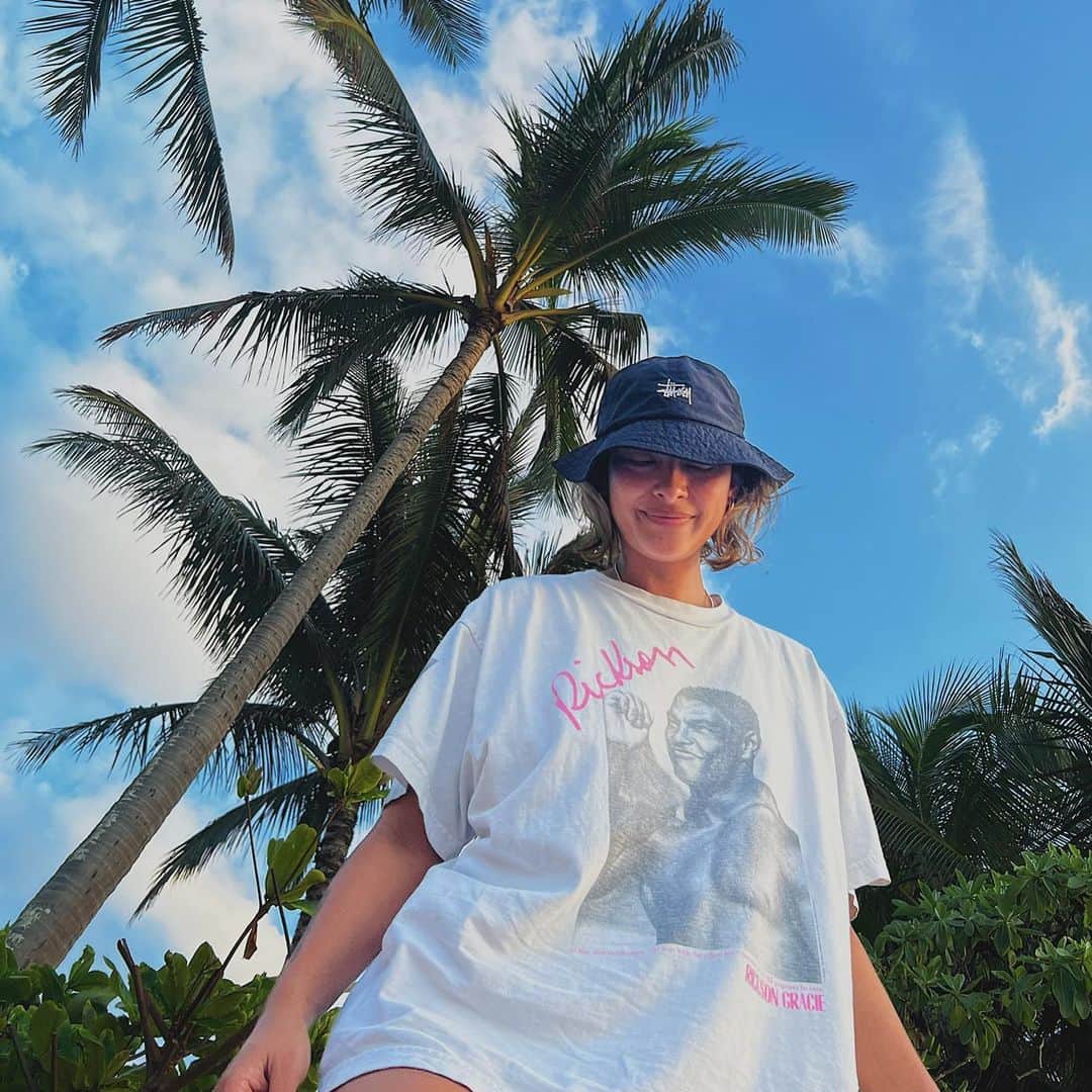 ジョーディン・テイラーのインスタグラム：「If you wanna fight me…Then fight me🌴」