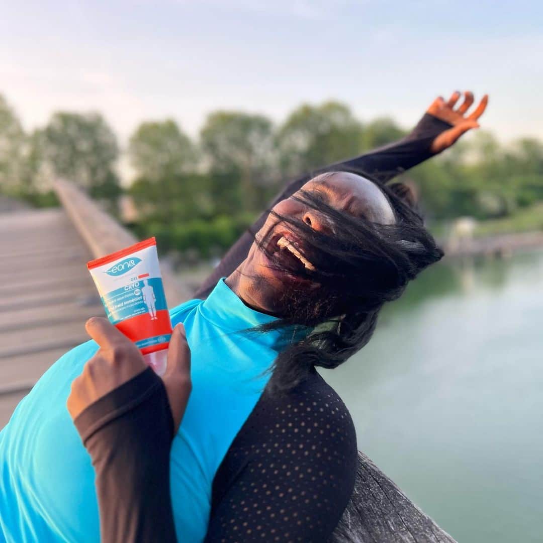 マエ＝ベレニス・メイテさんのインスタグラム写真 - (マエ＝ベレニス・メイテInstagram)「Instagram VS reality 🤷🏾‍♀️😂🤣 A little fun during yesterday’s photoshoot session for @eonalab in @chiquesport 😎✨  📸 @alicefiorettiii」5月31日 1時43分 - mae_meite