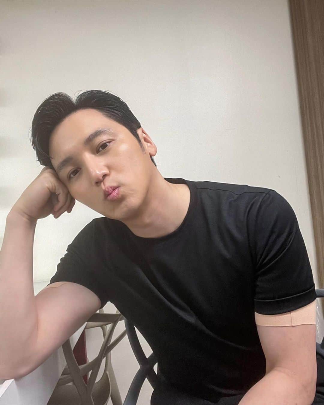 ピョン・ヨハンさんのインスタグラム写真 - (ピョン・ヨハンInstagram)「Forever BRAUN」5月30日 17時14分 - byunyohan_official