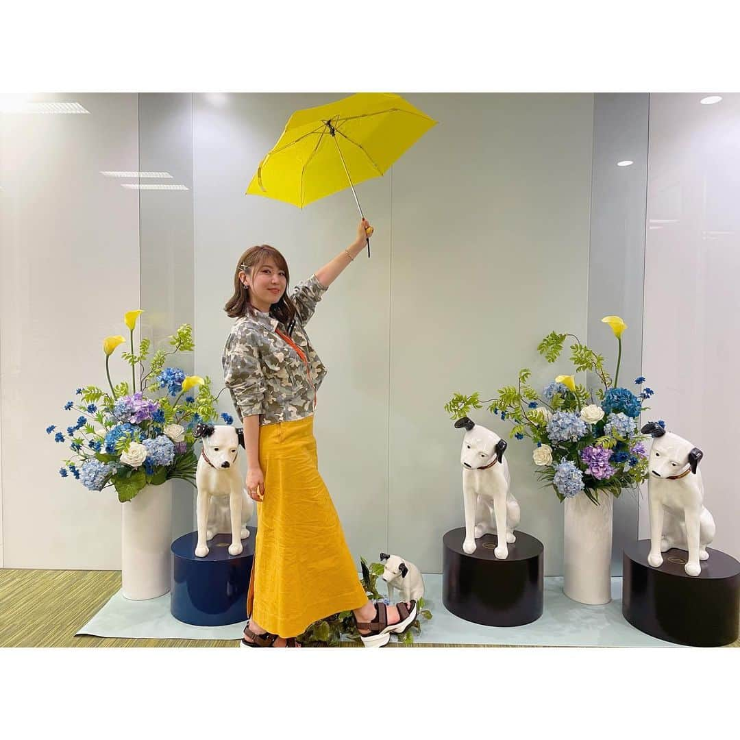 おかゆのインスタグラム：「🎼🐶🎉🎶🎸💫🌈  ＼🔔嬉しいお知らせ🐶／  渋谷宮益坂下にあります愛ビジョンで 「#渋谷のマリア」 MV &コメント放映が決定しました️‼️🎶  🗓️放映日《1日2回》 6月2日(金)から6月8日(木) 18時10分~15分 19時15分~20分 渋谷への憧れの想いから作った 渋谷の曲が渋谷で流れるなんて夢のよう…🥹🌈 改めて、応援下さる皆様、支えて下さる皆様、 携わって下さる皆様に心から感謝です🥲💫 是非チェックして下さい❤️🎶  私も必ず観に行きます🧐🤩  https://aivision.tokyo/about/#aivision  #渋谷 #宮益坂 #宮益坂下交差点  #愛ビジョン #放映決定 #感謝」