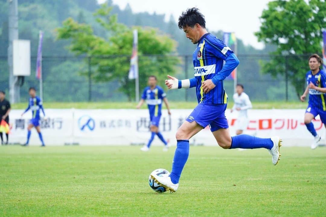 多々良敦斗さんのインスタグラム写真 - (多々良敦斗Instagram)「JFL第9節 マルヤス岡崎 1-0  勝利 勝ち点3  古巣相手に今取り組んでいる事にチームとしてチャレンジして勝利する事が出来て良かった。  次はしっかりと連勝をして勝ち続けるチームになっていく。  #JFL #9節 #マルヤス岡崎 #古巣 #勝利 #無失点 #最高 #ラインメール青森 #多々良敦斗」5月30日 17時24分 - atsuto.t